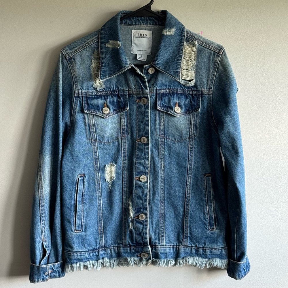 Iris Basic & Contemporary Denim Distressed Jacket… - image 1